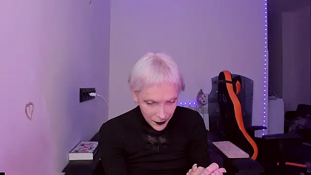 Lyricca webcam