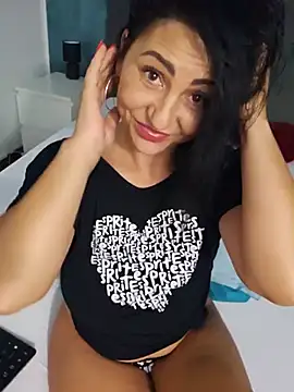 OhhhLauraxx webcam