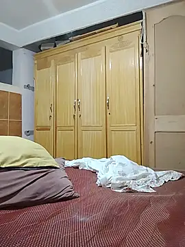 Laty_123 webcam