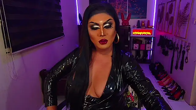 xCumOnOverMex webcam