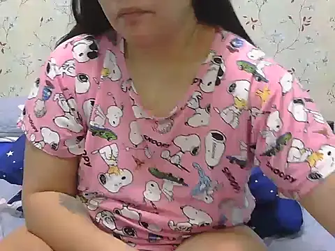 Hottie_mommy28 webcam