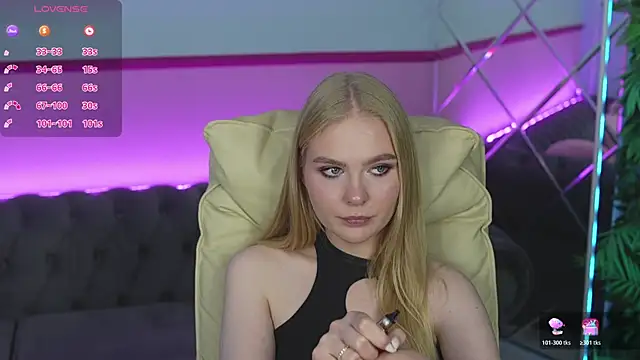 LeylaReeds webcam
