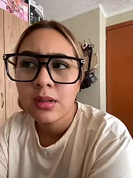 Miabonnett_ webcam
