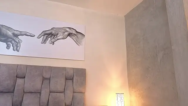 Emma_gatess webcam