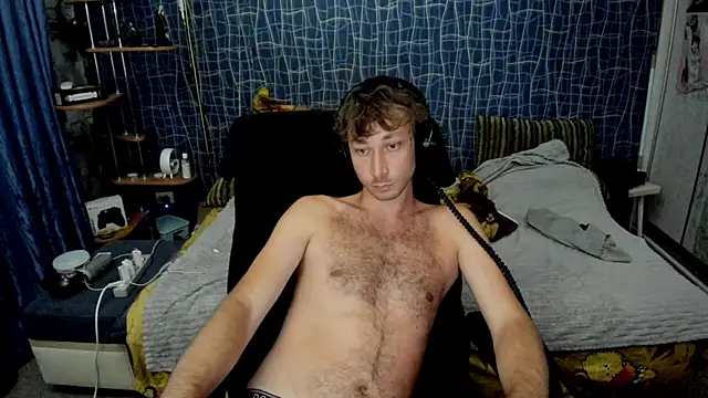 CuteBoy228 webcam