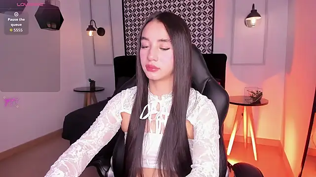 megann_blaze webcam