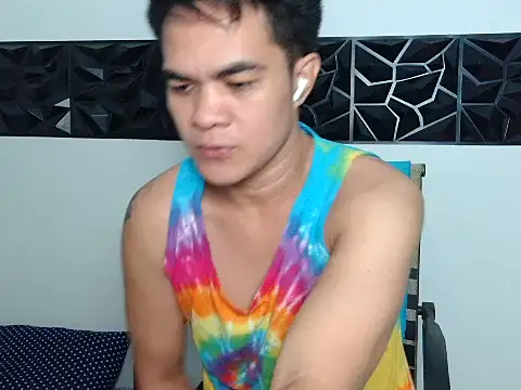 yourmikexxx webcam