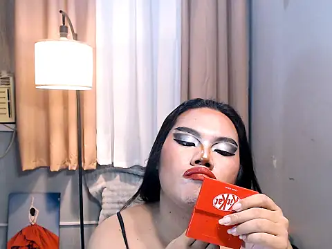 TSbrianaHugeCock webcam
