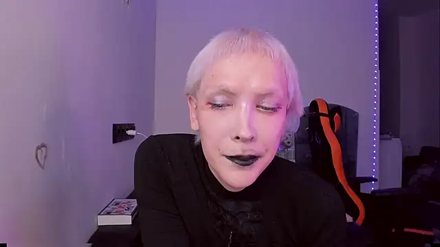 Модель: Lyricca
