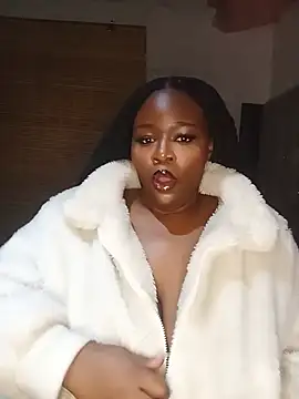 AaliyahBlackXO webcam