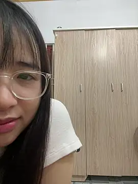 Babybooo01_ webcam