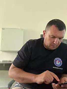 Mike8523 webcam