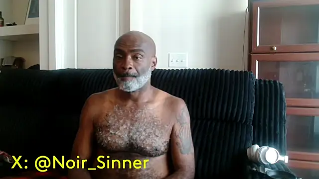 sinnernoir - Sinnernoir's free webcam - UK Sex Cams