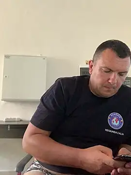 Mike8523 webcam