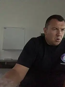 Mike8523 webcam