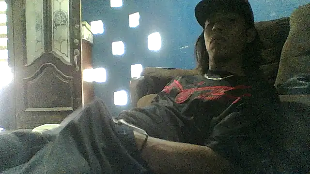 AlexAlejandro13 webcam