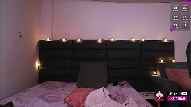 kathieandpovcock1 webcam