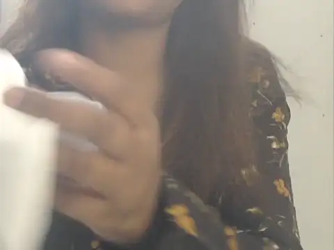 NancyRuvi webcam