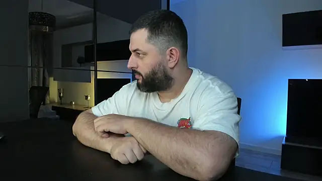 DravenPeak live sex cam