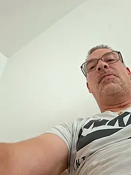 Mikadu95 webcam