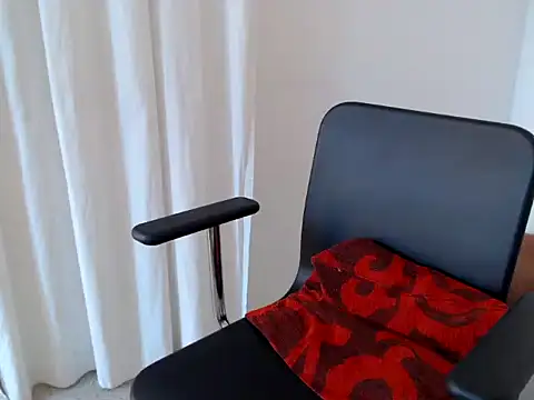 LadyJoanX webcam