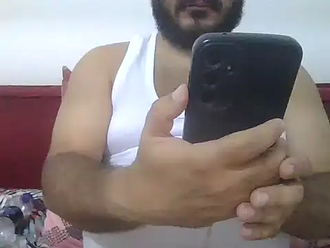 UrfavSlaveBitch live sex cam