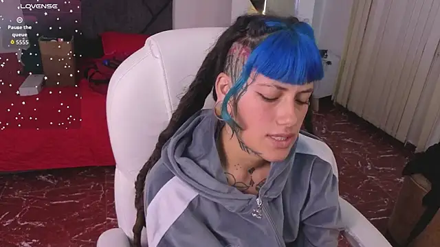 _sharlotte777 webcam