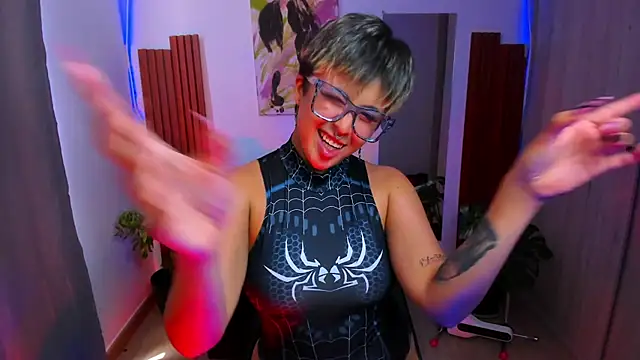 Rebeka-baker webcam