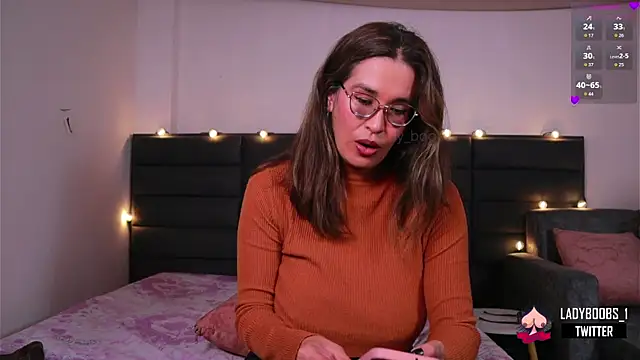 kathieandpovcock1 webcam