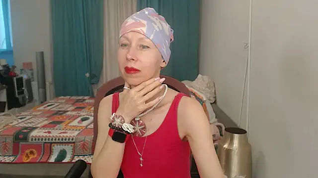 LuxuryNika webcam