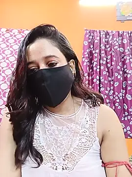 Hotpuja25 webcam