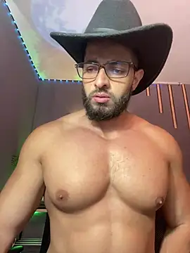 magnumchris - Magnumchris's free webcam - UK Sex Cams