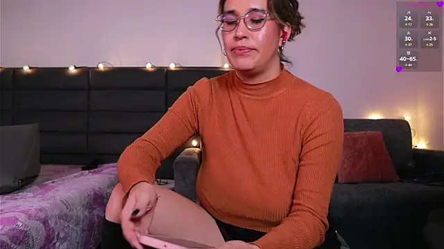 kathieandpovcock1 webcam