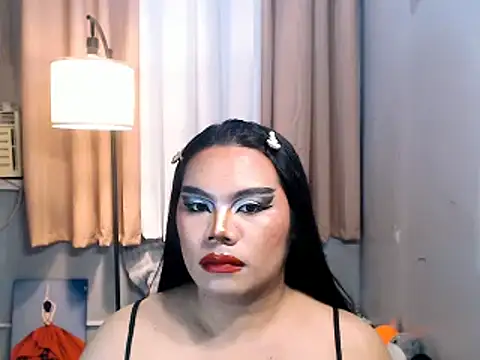 TSbrianaHugeCock webcam