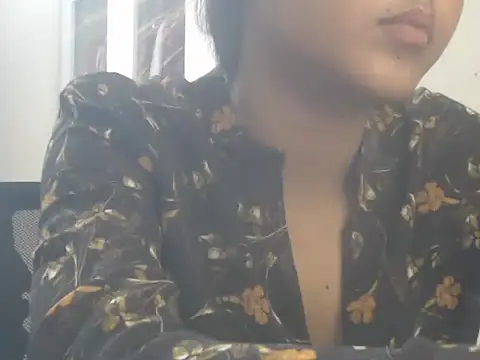 NancyRuvi webcam