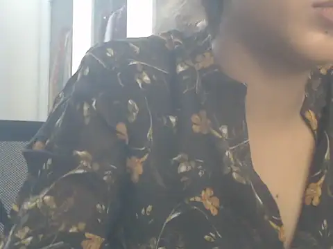 NancyRuvi webcam