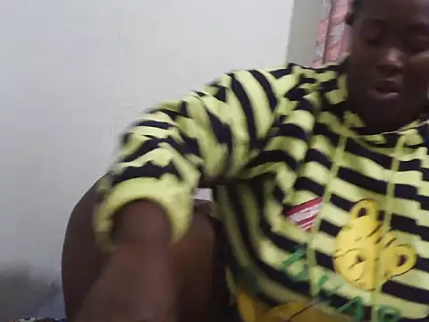 yummyqueen254 webcam