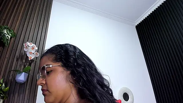 Mommy_Big_Ass webcam