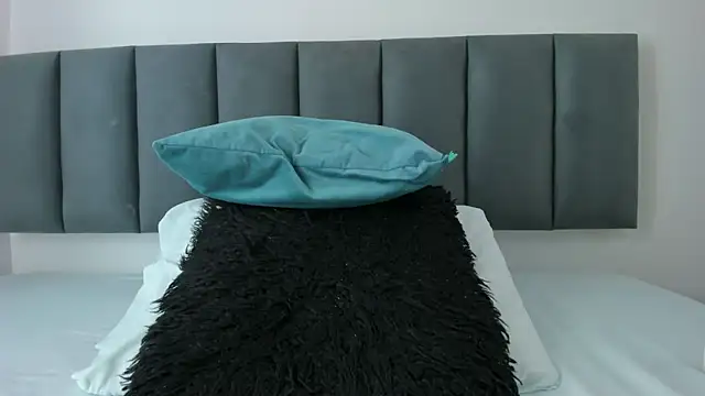 MaraOwen_ webcam