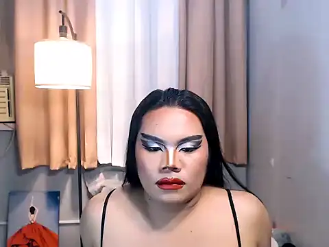 TSbrianaHugeCock webcam