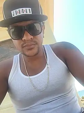 bigdick211292 webcam
