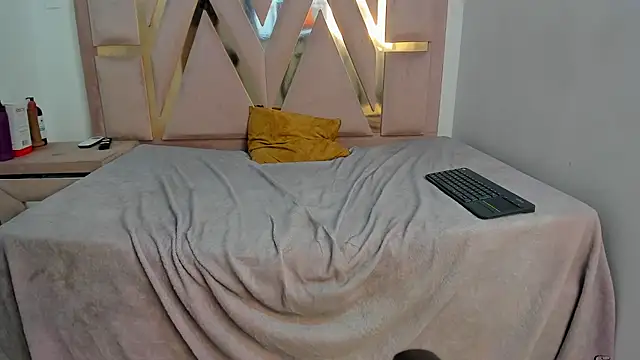 Kattyasm webcam
