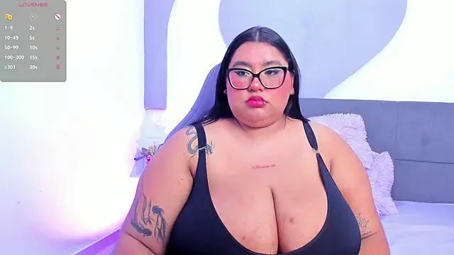 tifanny_bigboobs11 webcam