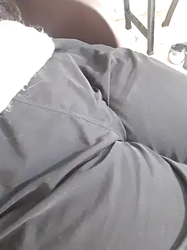 KHAN765_39 webcam