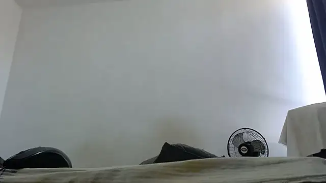 nicolle_milf1978 webcam