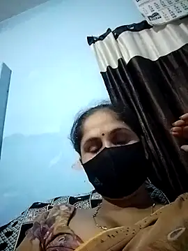 sexxyradha - Sexxyradha's free webcam - UK Sex Cams
