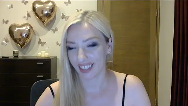 Wild_Silk_Desire webcam