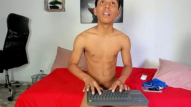 tyler_twink_boy webcam