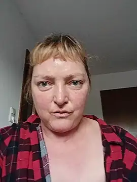 LiluLiluLilu webcam