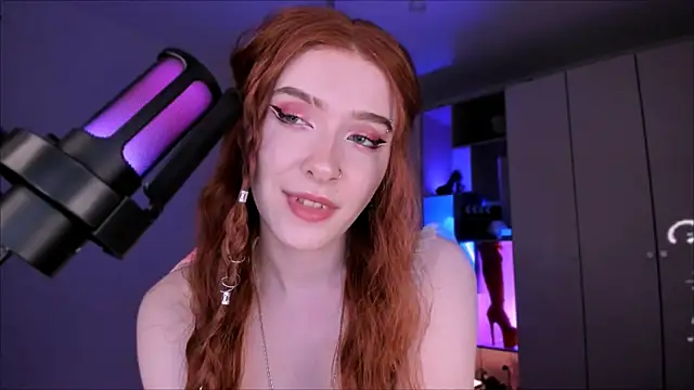 Mistress_Iris webcam